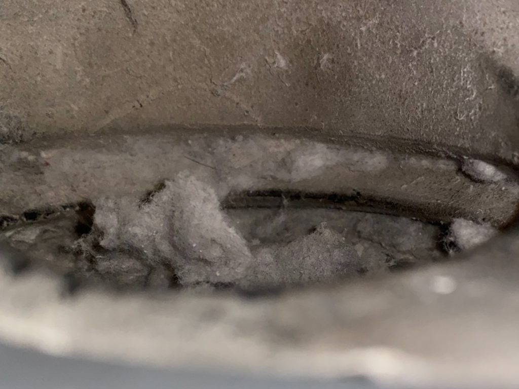 NA-VG2200Lの排気ダクトに積もった埃